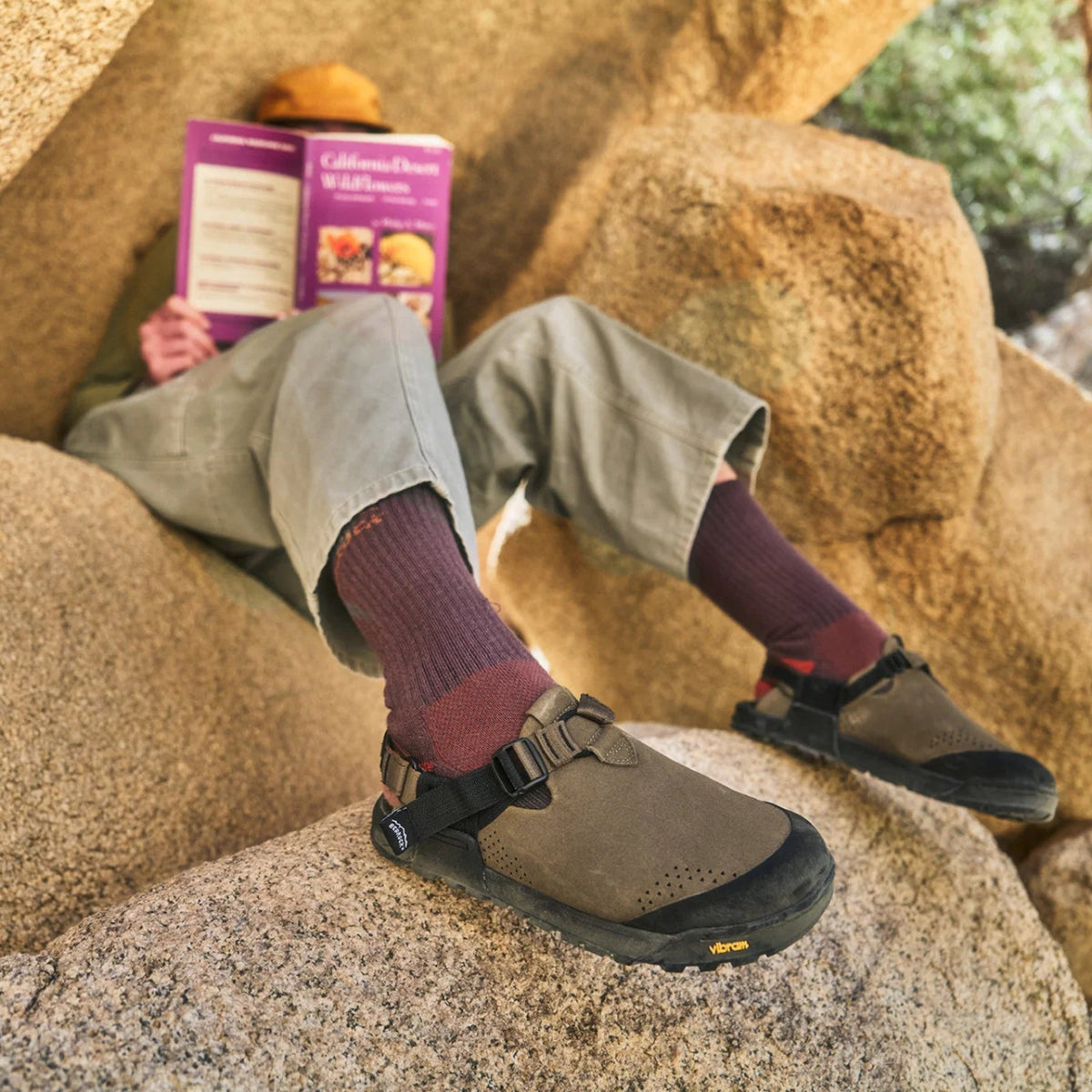 Unisex Synthetic Suede Mountain Clogs
