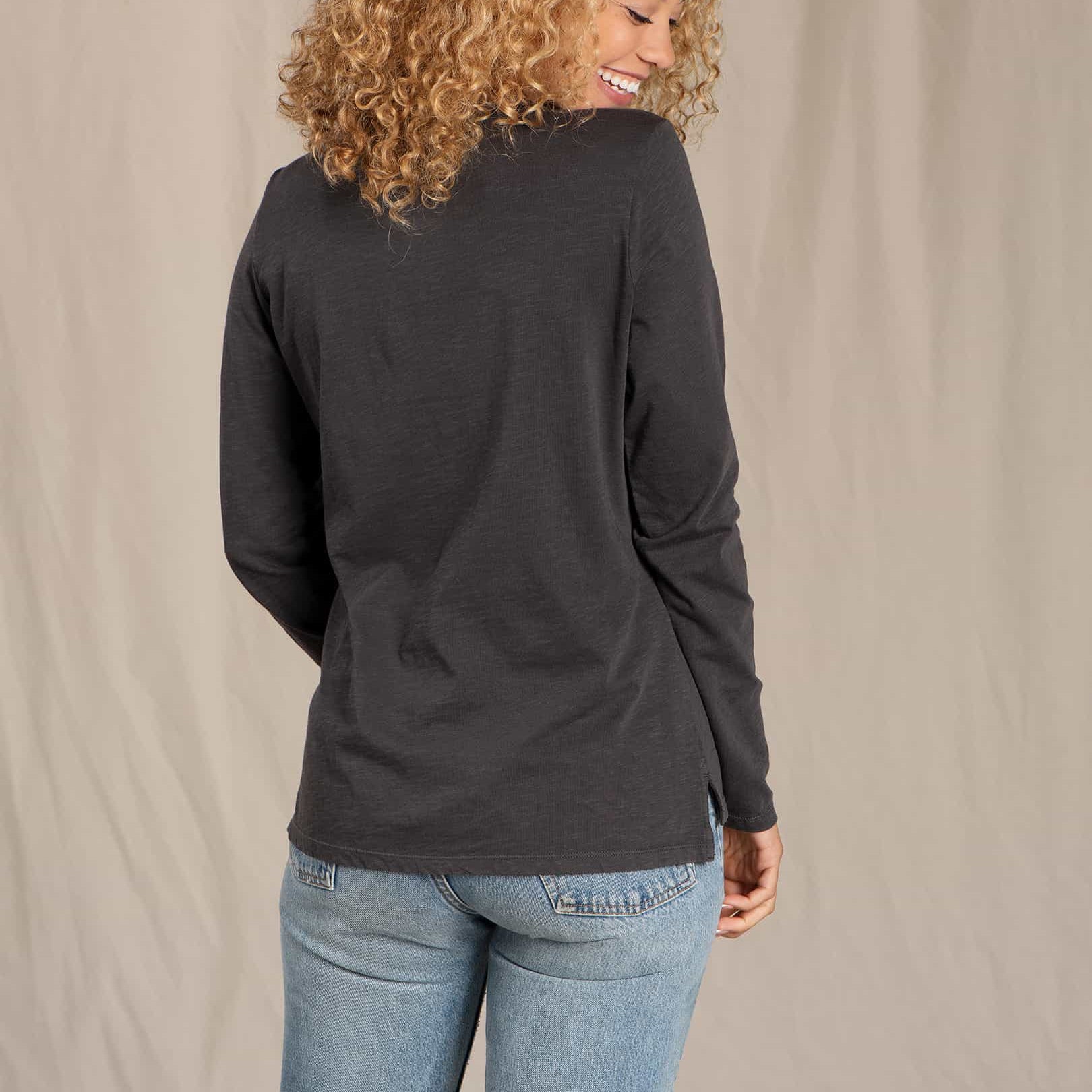 Women's Primo Long Sleeve Crew